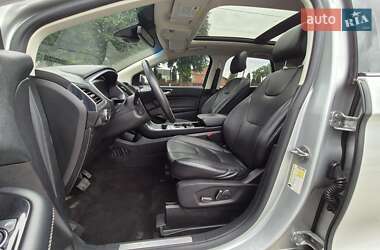 Внедорожник / Кроссовер Ford Edge 2019 в 