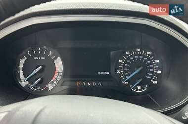 Позашляховик / Кросовер Ford Edge 2016 в 