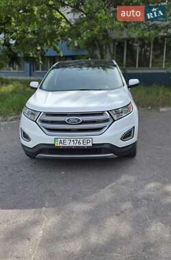 Внедорожник / Кроссовер Ford Edge 2017 в 