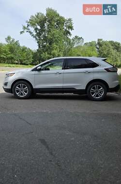 Внедорожник / Кроссовер Ford Edge 2017 в 
