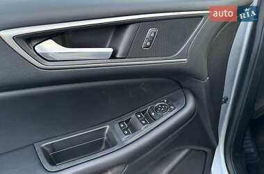 Внедорожник / Кроссовер Ford Edge 2022 в 
