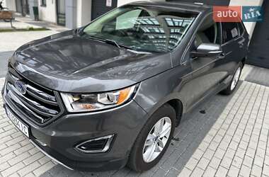 Позашляховик / Кросовер Ford Edge 2015 в 