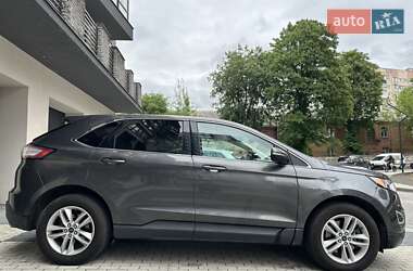 Позашляховик / Кросовер Ford Edge 2015 в 