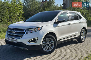Внедорожник / Кроссовер Ford Edge 2016 в 