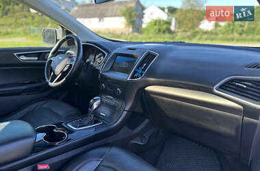 Внедорожник / Кроссовер Ford Edge 2016 в 