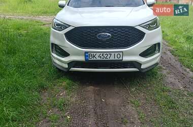 Внедорожник / Кроссовер Ford Edge 2021 в 