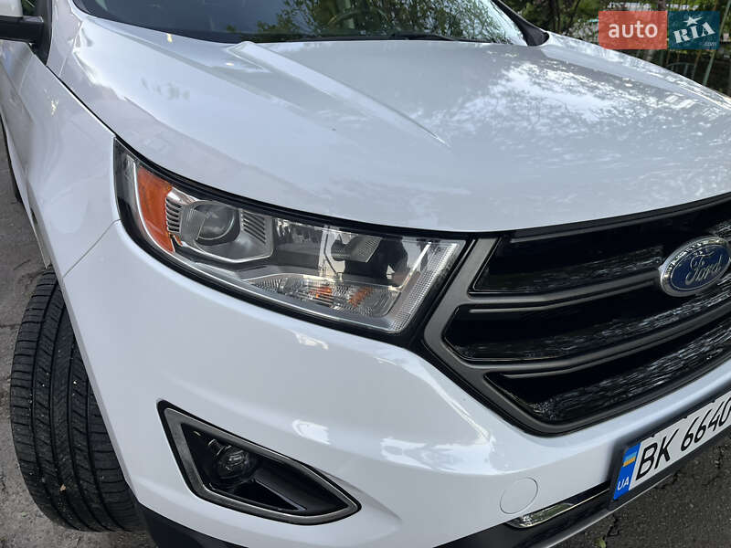 Внедорожник / Кроссовер Ford Edge 2018 в Ровно