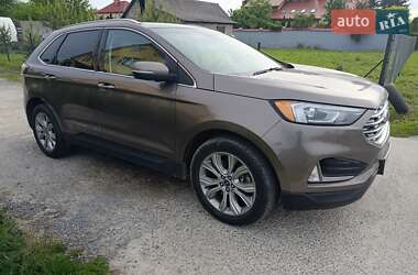 Внедорожник / Кроссовер Ford Edge 2018 в 