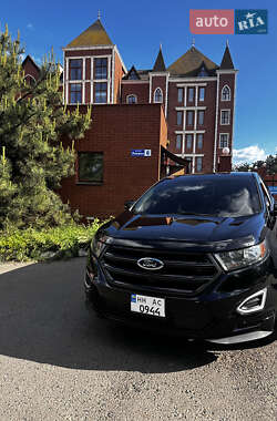 Внедорожник / Кроссовер Ford Edge 2016 в 