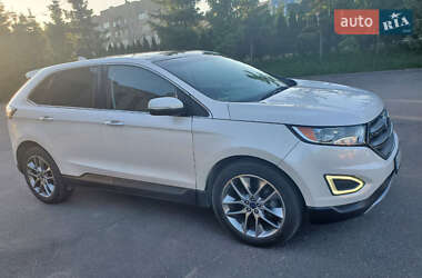 Внедорожник / Кроссовер Ford Edge 2017 в 