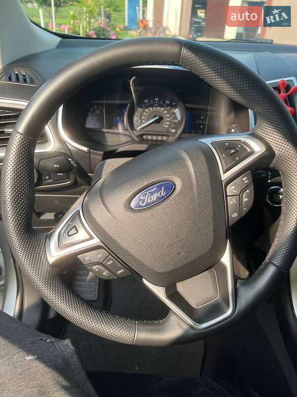 Внедорожник / Кроссовер Ford Edge 2016 в Киеве
