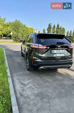 Внедорожник / Кроссовер Ford Edge 2019 в 