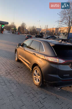 Позашляховик / Кросовер Ford Edge 2017 в 