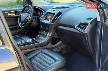 Внедорожник / Кроссовер Ford Edge 2019 в 