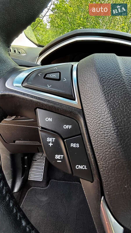 Внедорожник / Кроссовер Ford Edge 2019 в Вышгороде