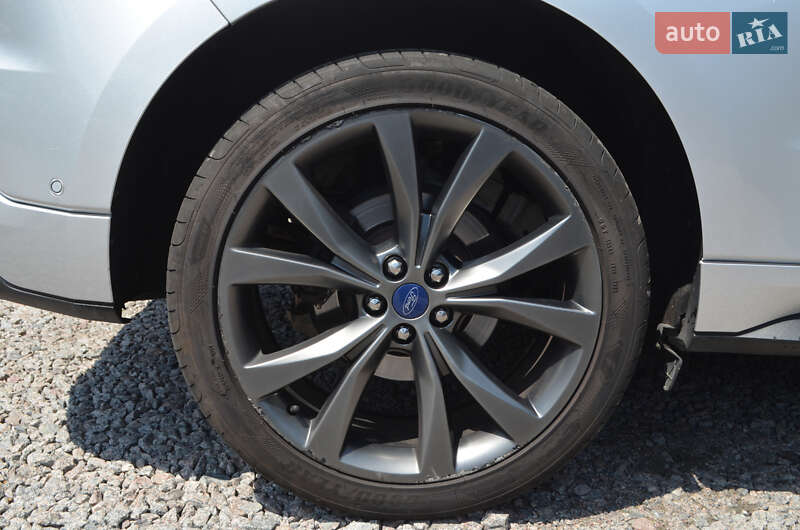 Позашляховик / Кросовер Ford Edge 2018 в Києві