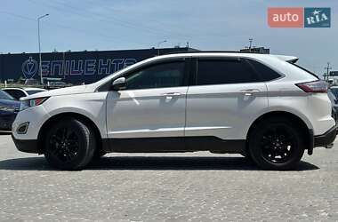 Позашляховик / Кросовер Ford Edge 2018 в 