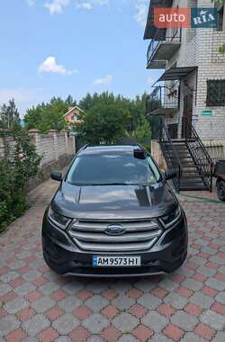 Внедорожник / Кроссовер Ford Edge 2018 в 