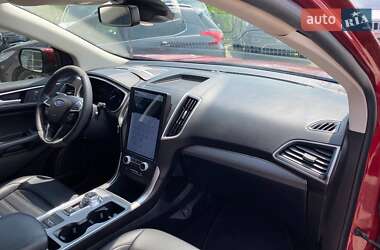 Позашляховик / Кросовер Ford Edge 2021 в 