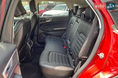 Позашляховик / Кросовер Ford Edge 2021 в 