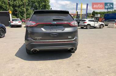 Позашляховик / Кросовер Ford Edge 2015 в 