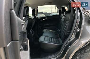 Позашляховик / Кросовер Ford Edge 2015 в 