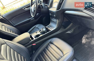 Внедорожник / Кроссовер Ford Edge 2020 в 