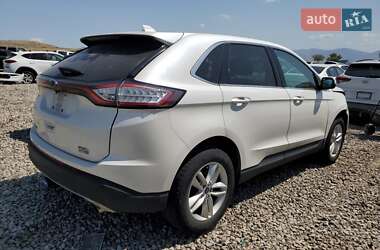 Позашляховик / Кросовер Ford Edge 2016 в 
