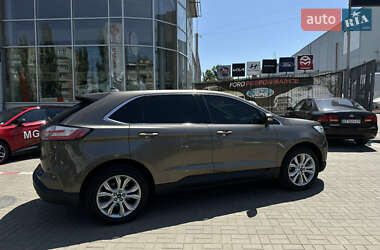Внедорожник / Кроссовер Ford Edge 2019 в 