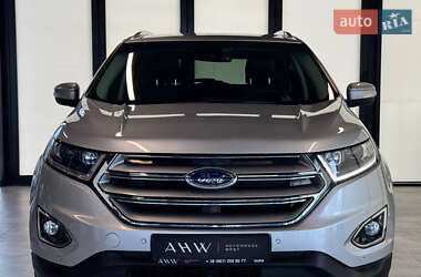 Позашляховик / Кросовер Ford Edge 2018 в 