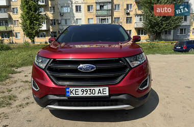 Внедорожник / Кроссовер Ford Edge 2016 в 