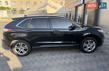 Внедорожник / Кроссовер Ford Edge 2015 в 