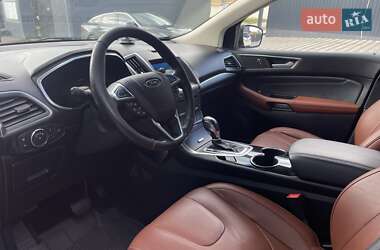 Позашляховик / Кросовер Ford Edge 2016 в 