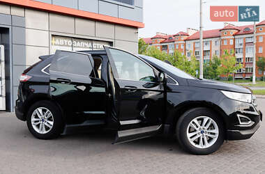 Внедорожник / Кроссовер Ford Edge 2016 в 