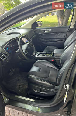 Внедорожник / Кроссовер Ford Edge 2020 в 