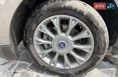 Внедорожник / Кроссовер Ford Edge 2019 в 