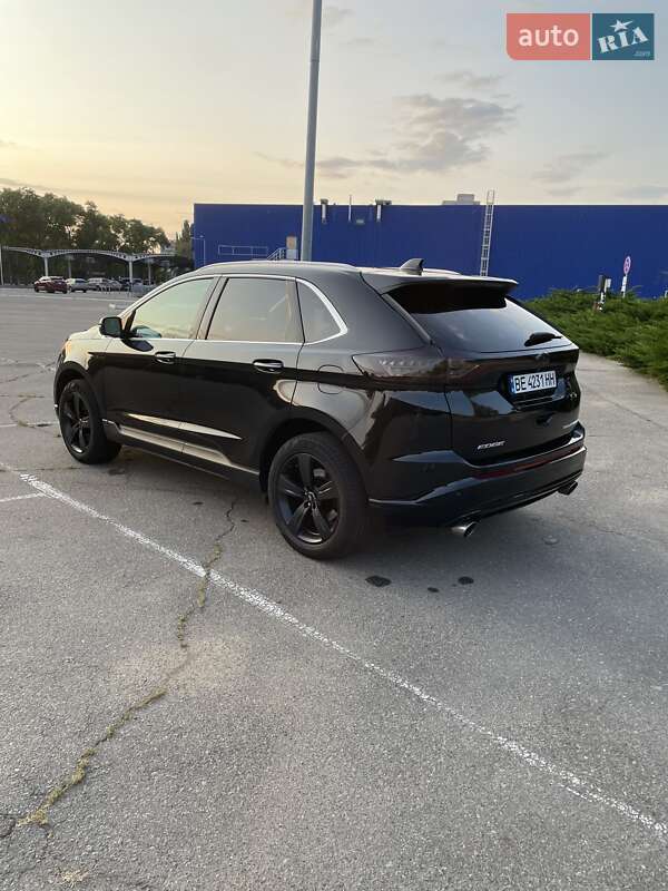 Позашляховик / Кросовер Ford Edge 2015 в Миколаєві