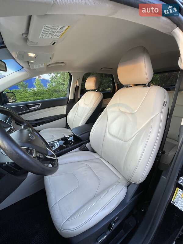 Позашляховик / Кросовер Ford Edge 2015 в Миколаєві
