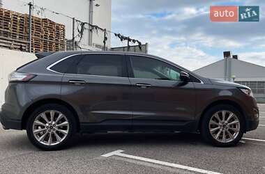 Внедорожник / Кроссовер Ford Edge 2018 в 