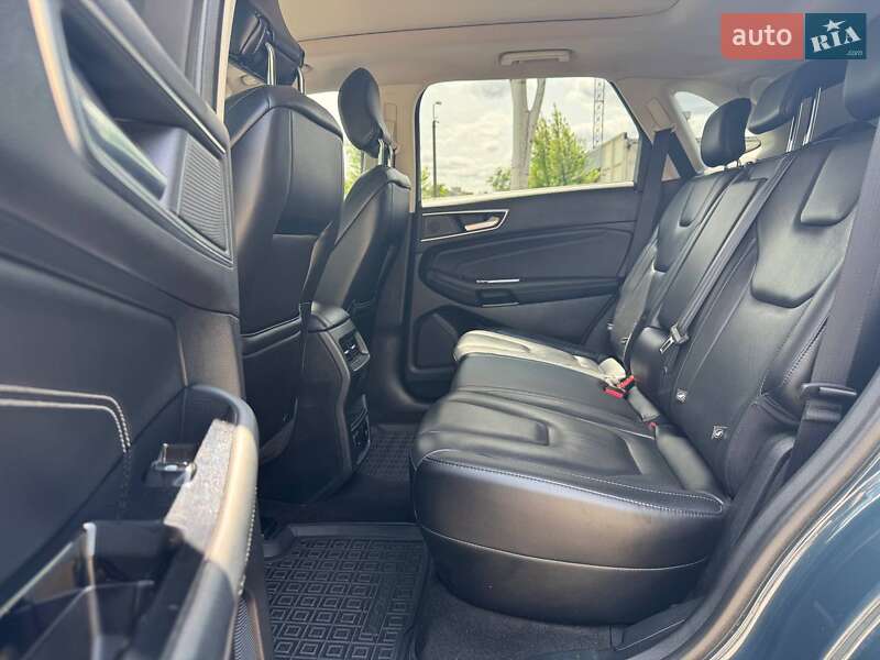 Позашляховик / Кросовер Ford Edge 2019 в Дніпрі