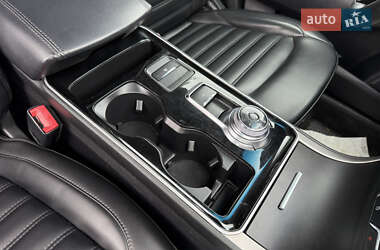 Внедорожник / Кроссовер Ford Edge 2020 в 