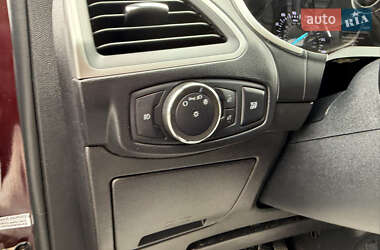 Внедорожник / Кроссовер Ford Edge 2020 в 
