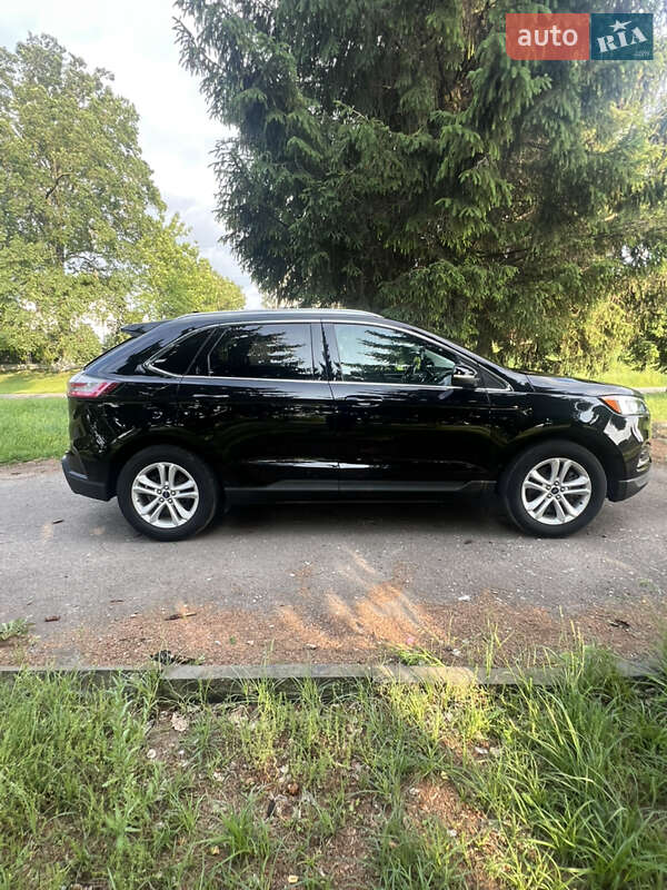 Внедорожник / Кроссовер Ford Edge 2019 в Дубно