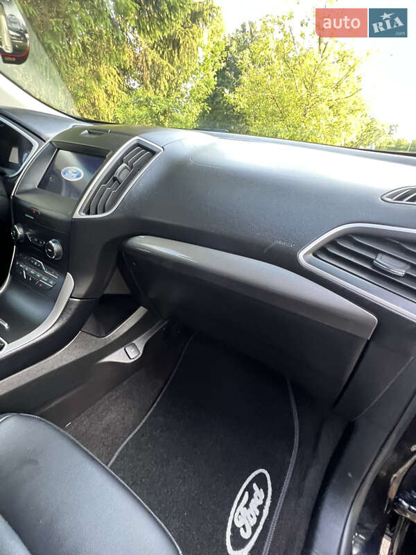 Внедорожник / Кроссовер Ford Edge 2019 в Дубно