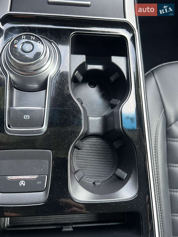 Внедорожник / Кроссовер Ford Edge 2019 в Дубно