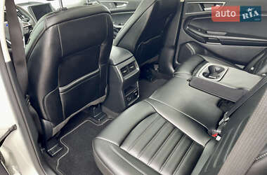 Внедорожник / Кроссовер Ford Edge 2022 в 