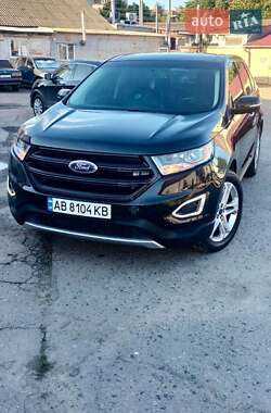Внедорожник / Кроссовер Ford Edge 2015 в 
