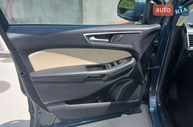 Внедорожник / Кроссовер Ford Edge 2018 в 