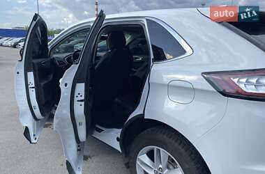 Внедорожник / Кроссовер Ford Edge 2017 в 