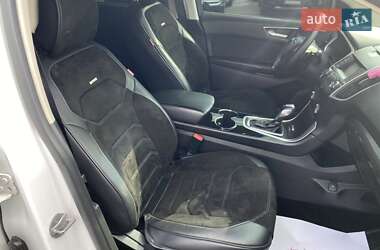 Внедорожник / Кроссовер Ford Edge 2017 в 